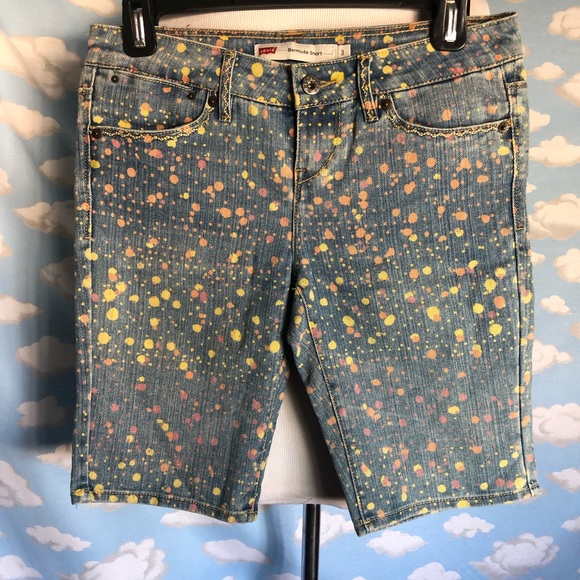 Levis Splatter Painted Bermuda Shorts 